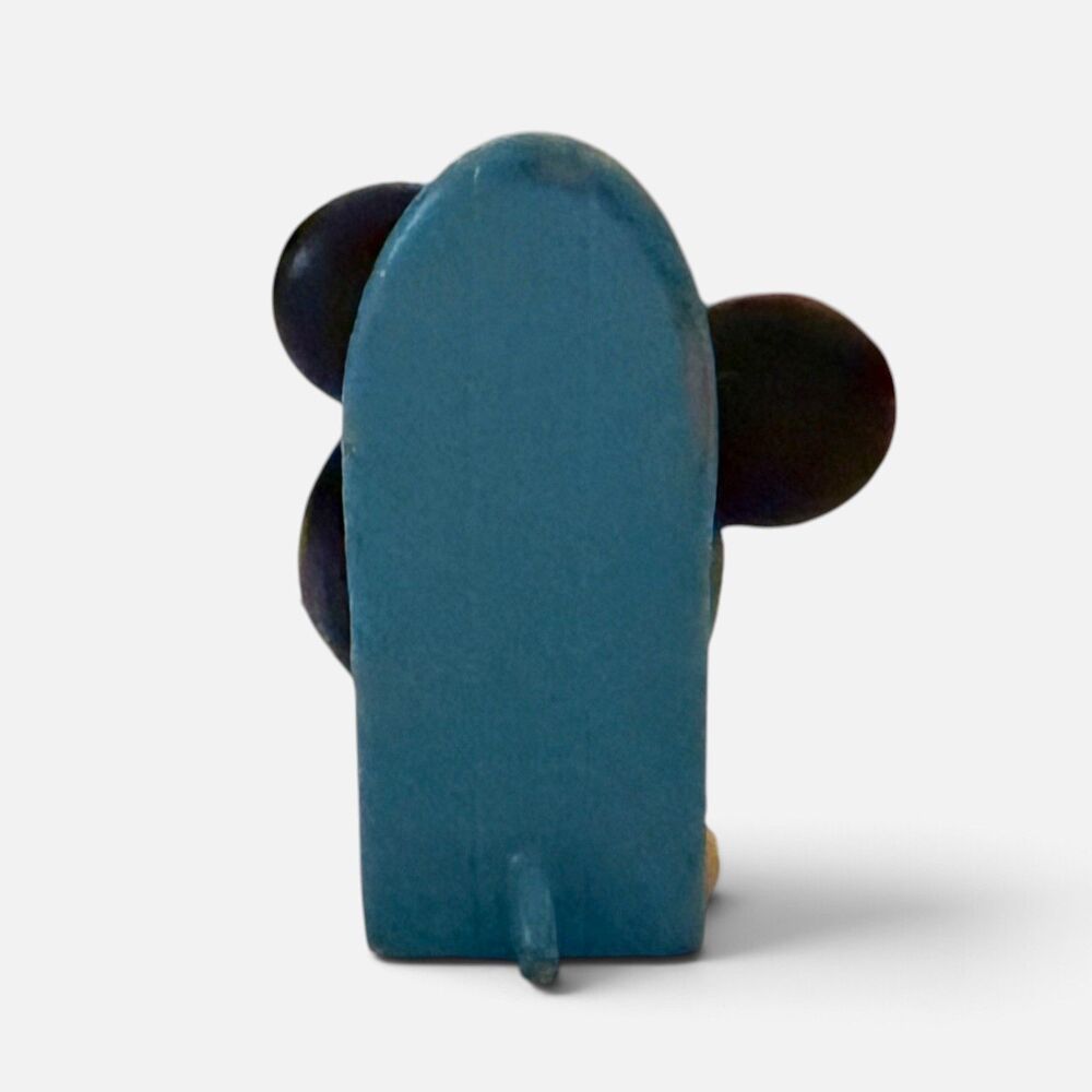 2023 Disney Doorables Lets Go Figure Mickey Mouse Surfboard - Picture 2 of 2